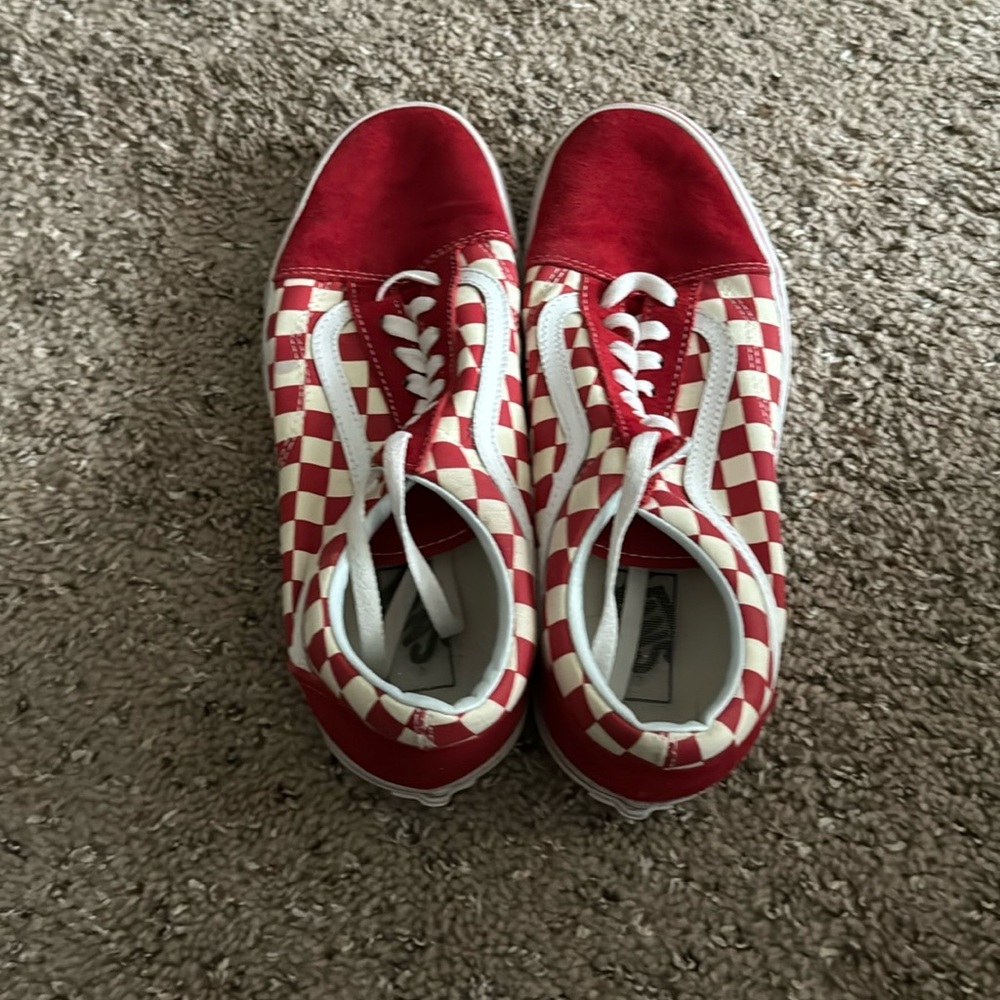 checkerboard vans
